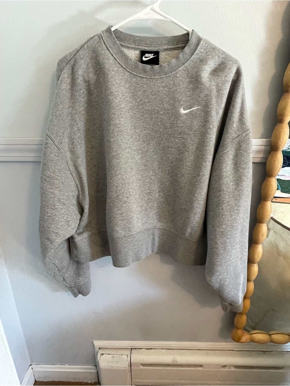 Nike boxy Grey Crewneck Sweatshirt with Swoosh